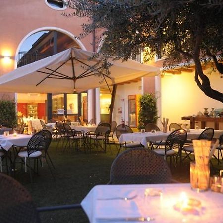 Hotel Villa Altura Ospedaletto Euganeo Экстерьер фото